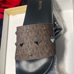 Michael Kors slides size 10 Gilmore pyramid studs